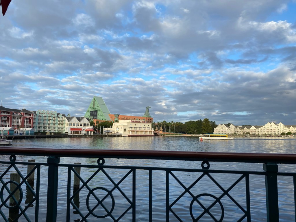 Boardwalk, Swan, Dolphin