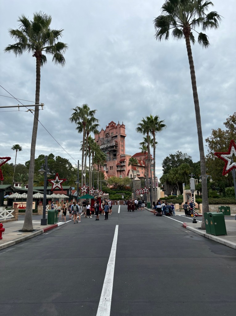 Early entry rope drop queues for Rock'n'Roller Coaster starring Aerosmith and Twilight Zone: Tower of Terror at Disney's Hollywood Studios.