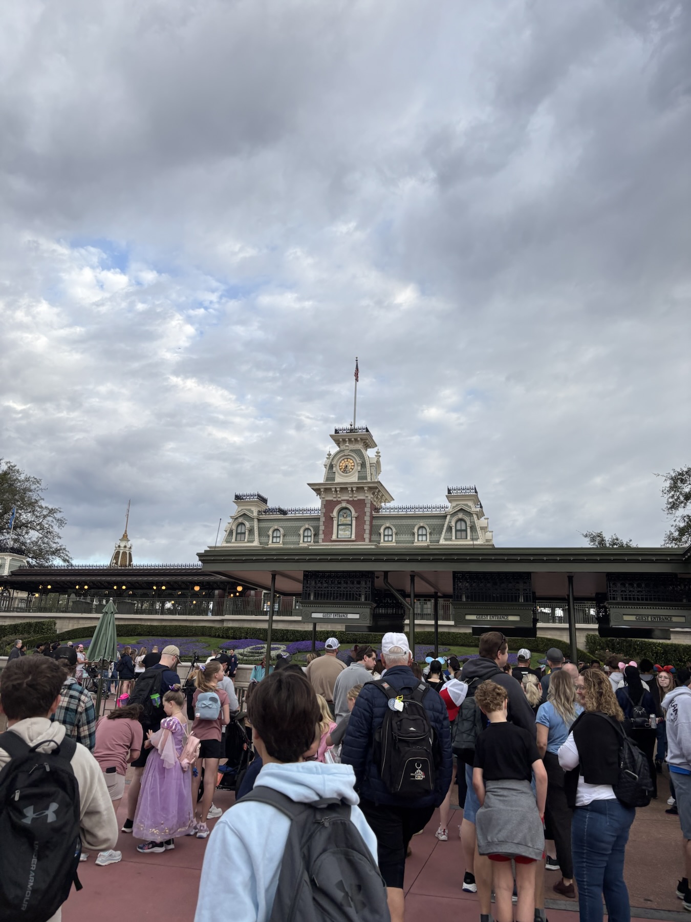 Gates of Magic Kingdom, Walt Disney World