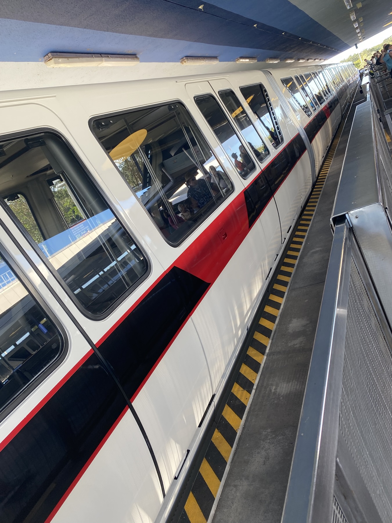 Disney monorail