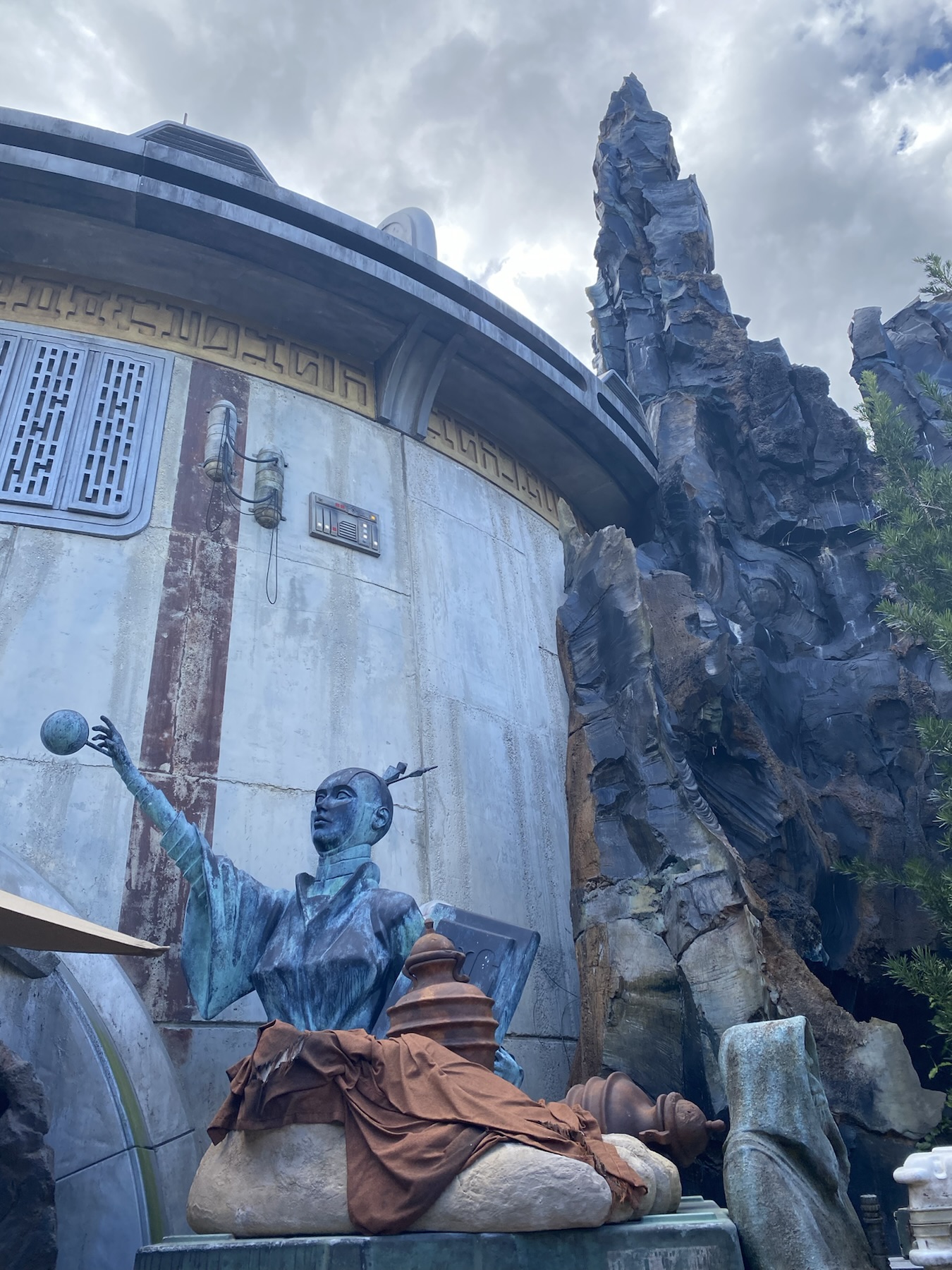 Star Wars Galaxy's Edge