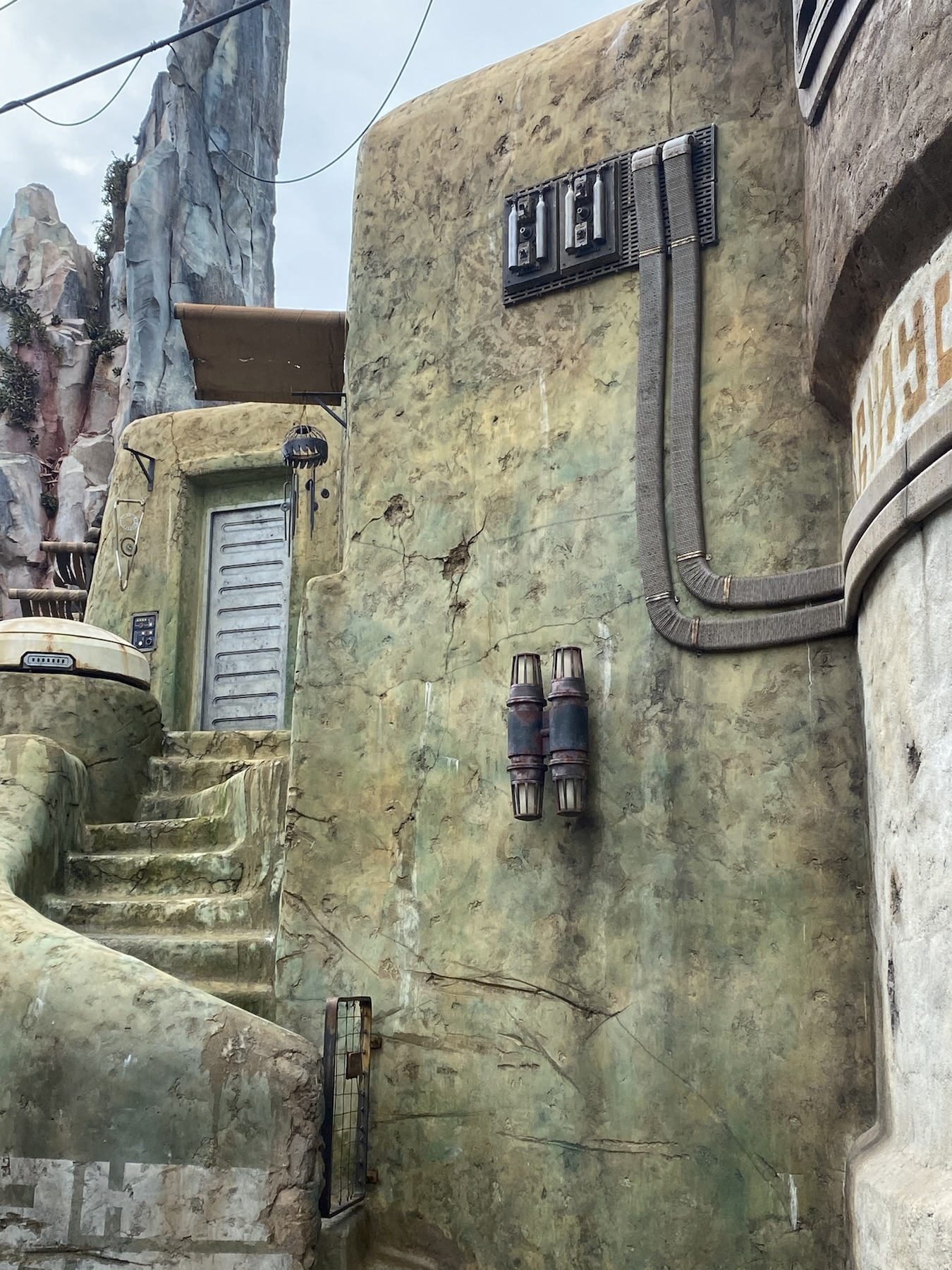 Star Wars Galaxy's Edge