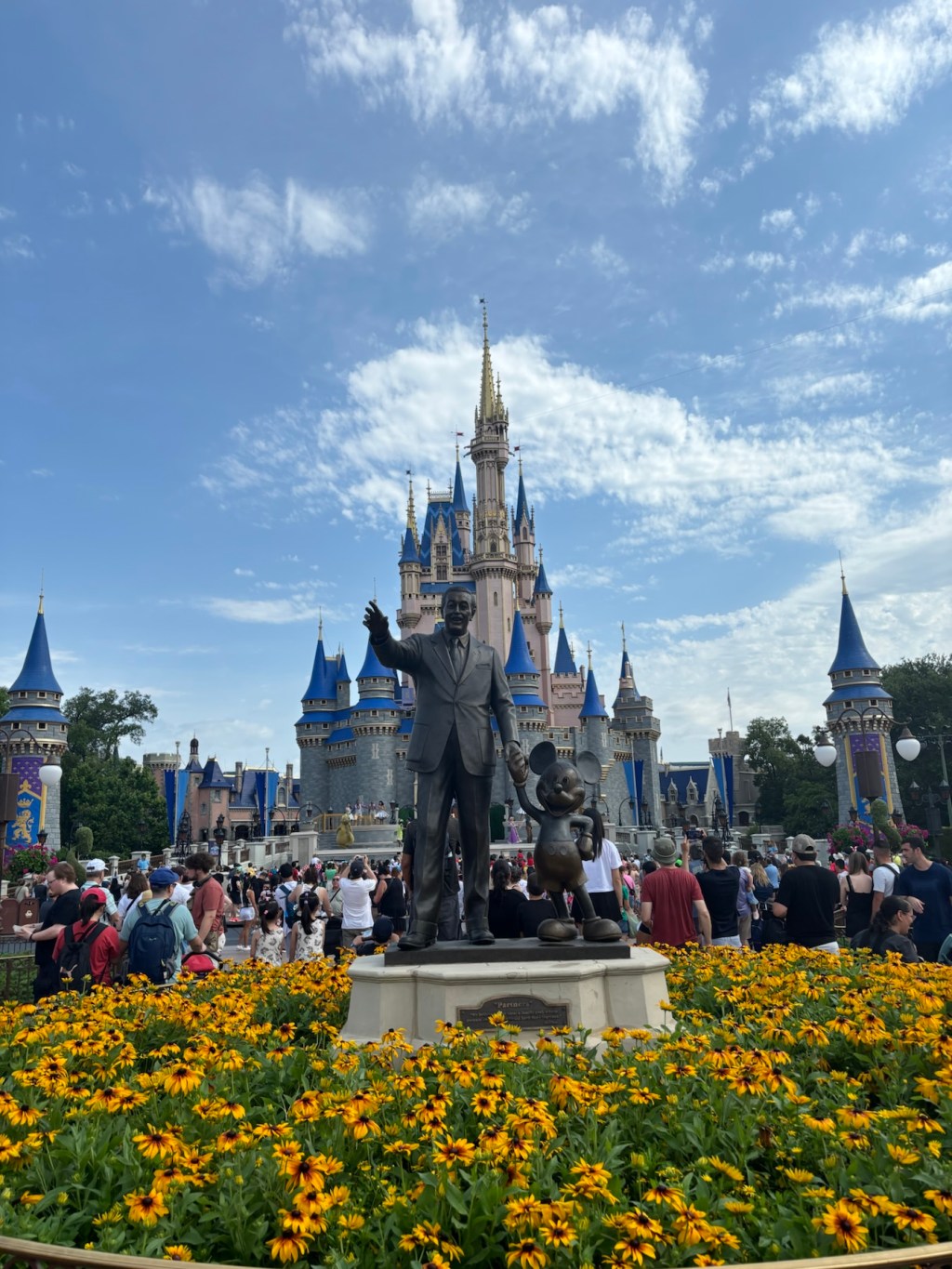 Partners Statue, Magic Kingdom