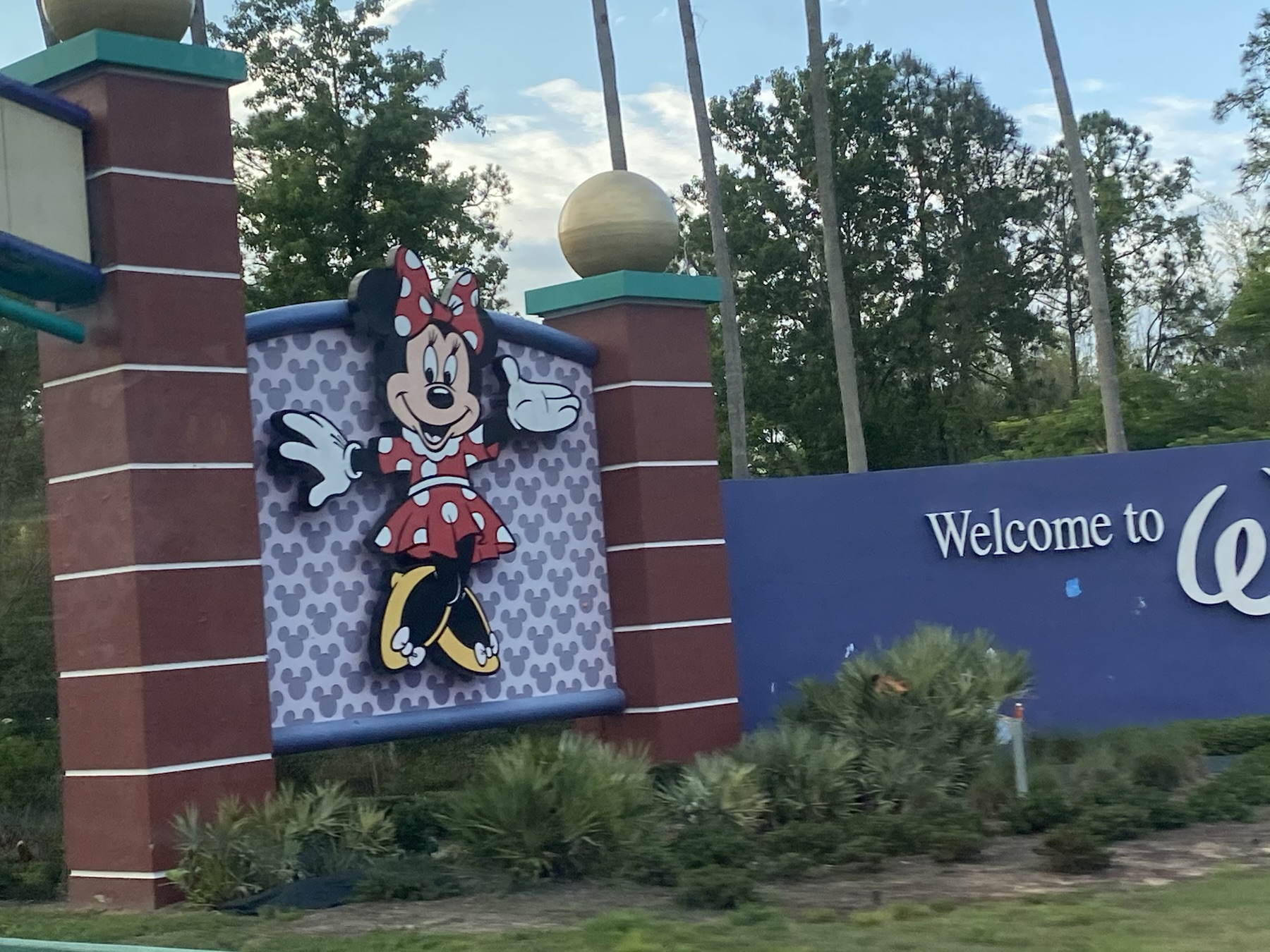 Welcome from Minnie Mouse