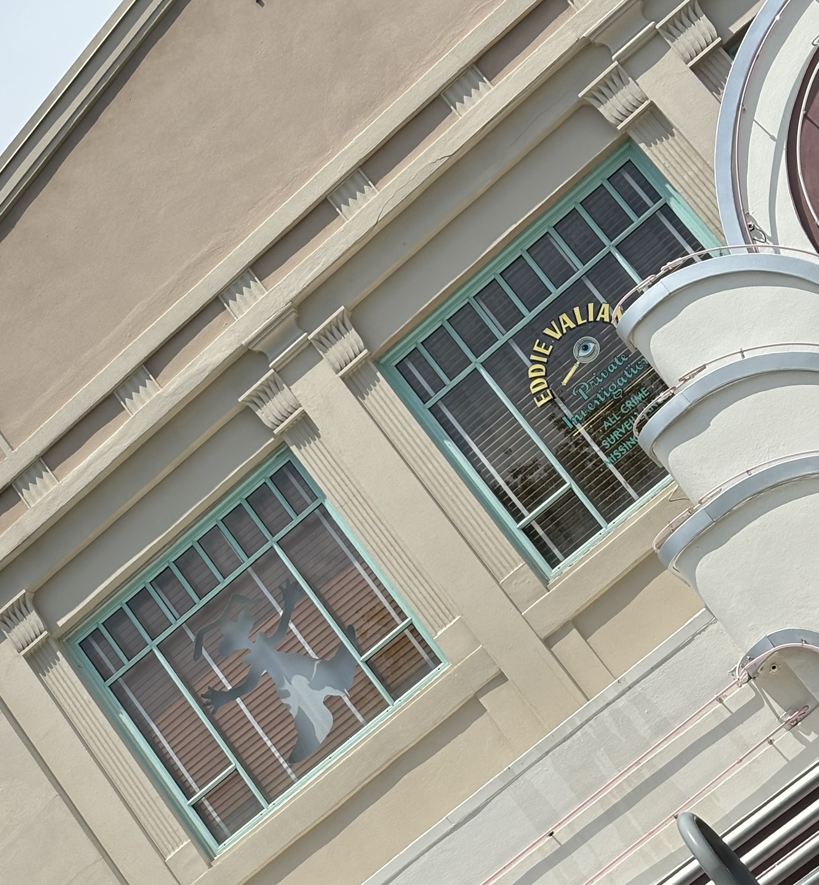 Roger Rabbit/Eddie Valiant Window in Echo Lake at Disney's Hollywood Studios