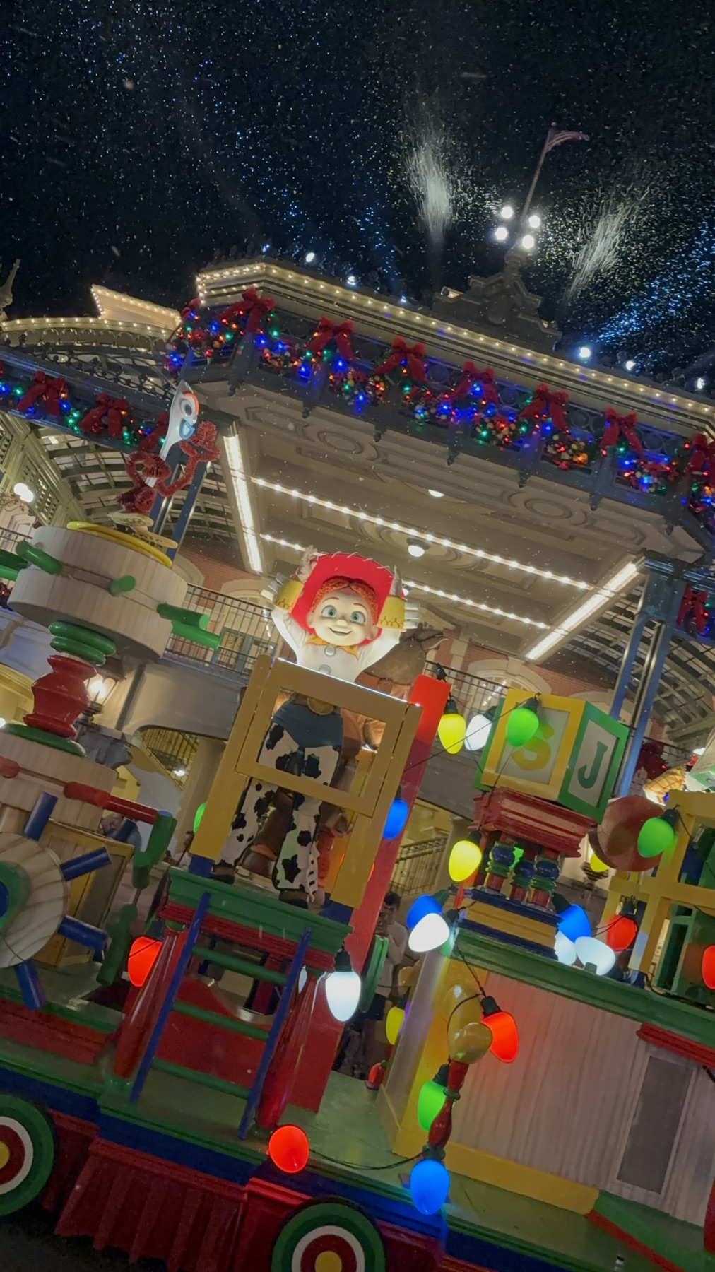 Mickey's Very Merry Christmas Party 2024