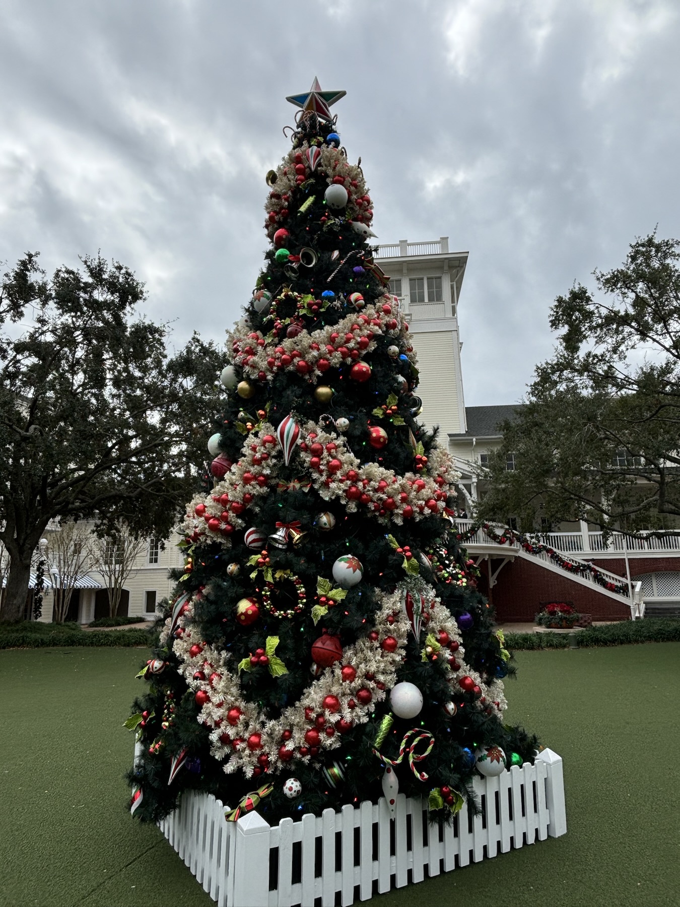 Boardwalk Resort Christmas Tree