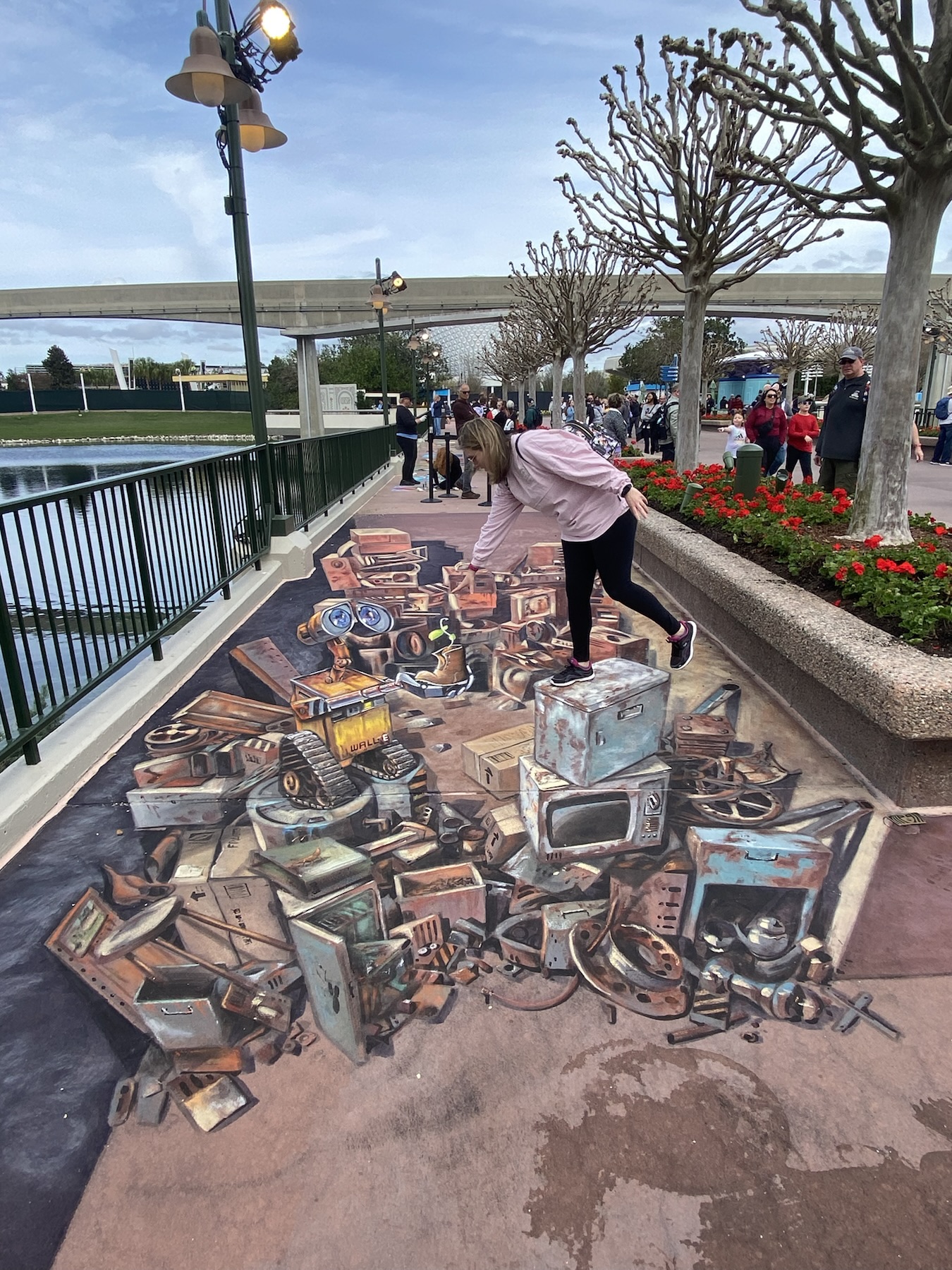 Illusion Chalk Art at EPCOT International Festival of the Arts