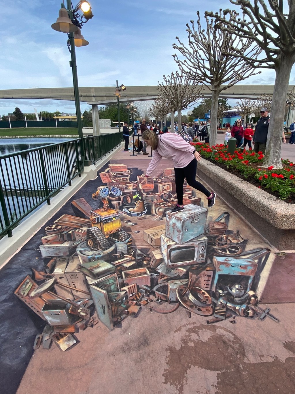 Illusion Chalk Art at EPCOT International Festival of the Arts