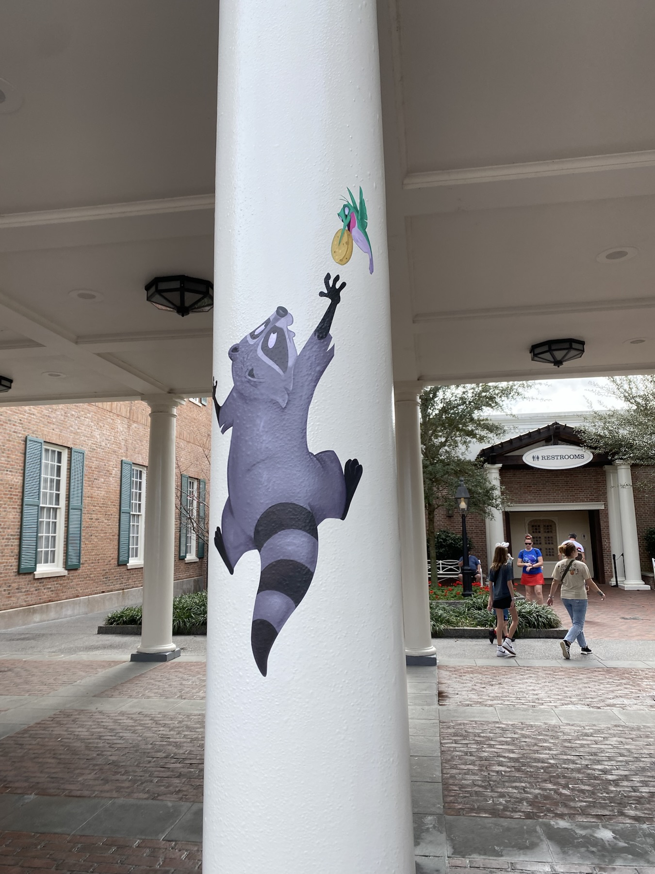 Meeko and Flit in America, EPCOT International Festival of the Arts