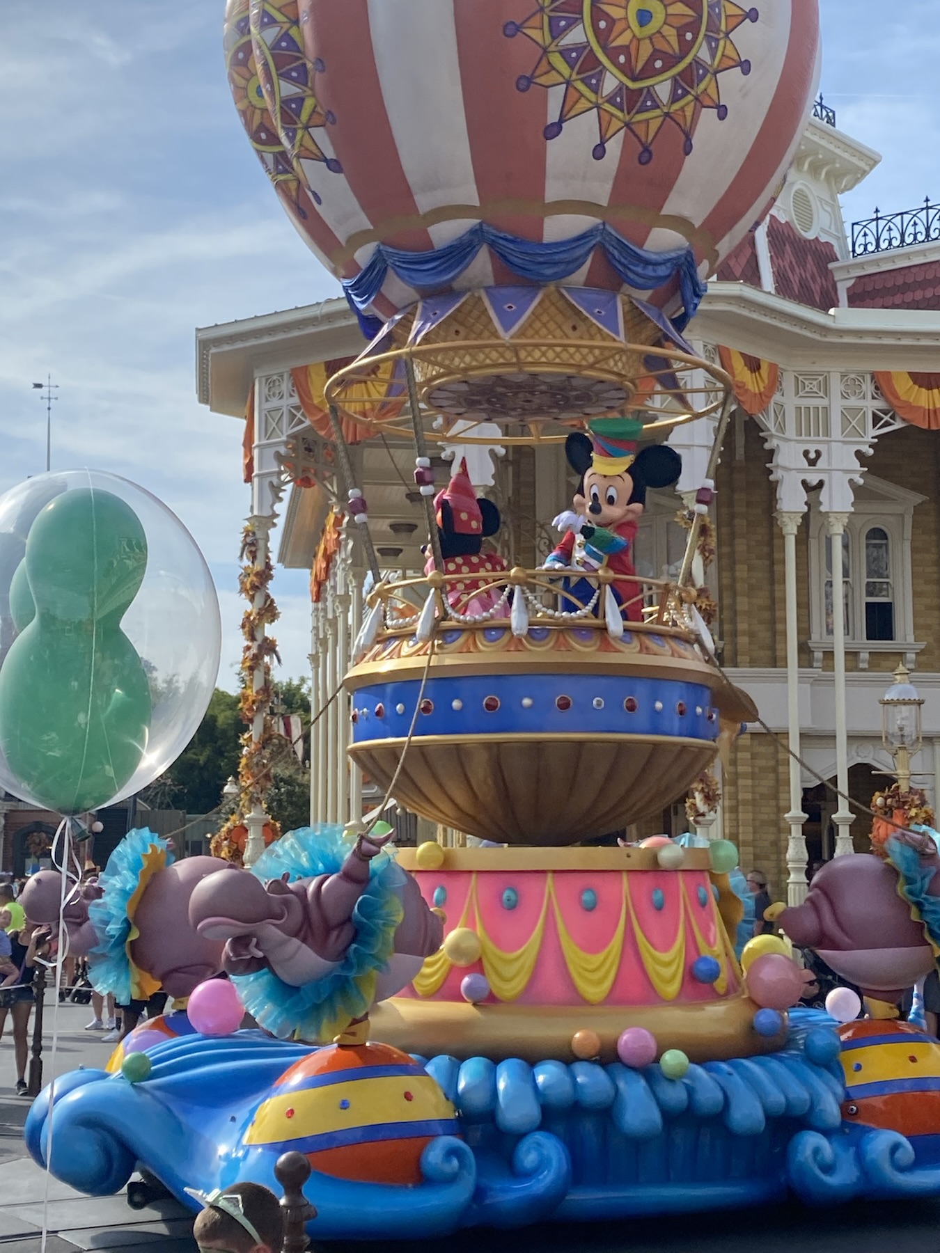 Mickey and Minnie Mouse, Festival of Fantasy Parade Magic Kingdom