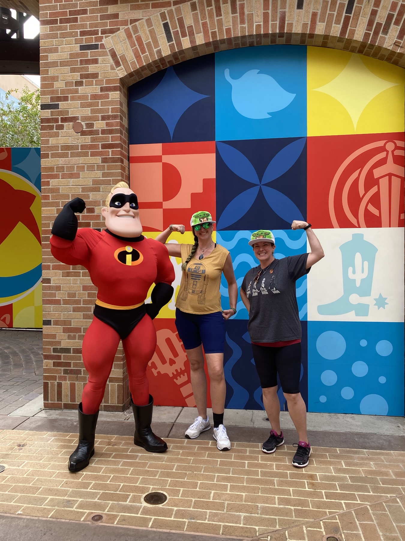 Mr. Incredible at Pixar Place, Disney's Hollywood Studios